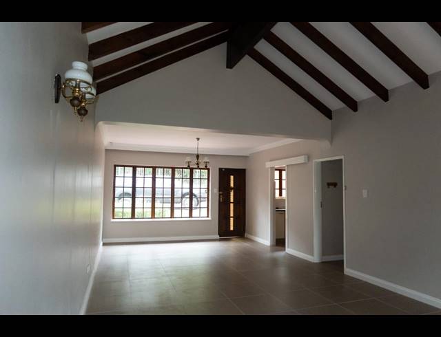 2 BEDROOM TOWNHOUSE SOLD IN MONTROSE